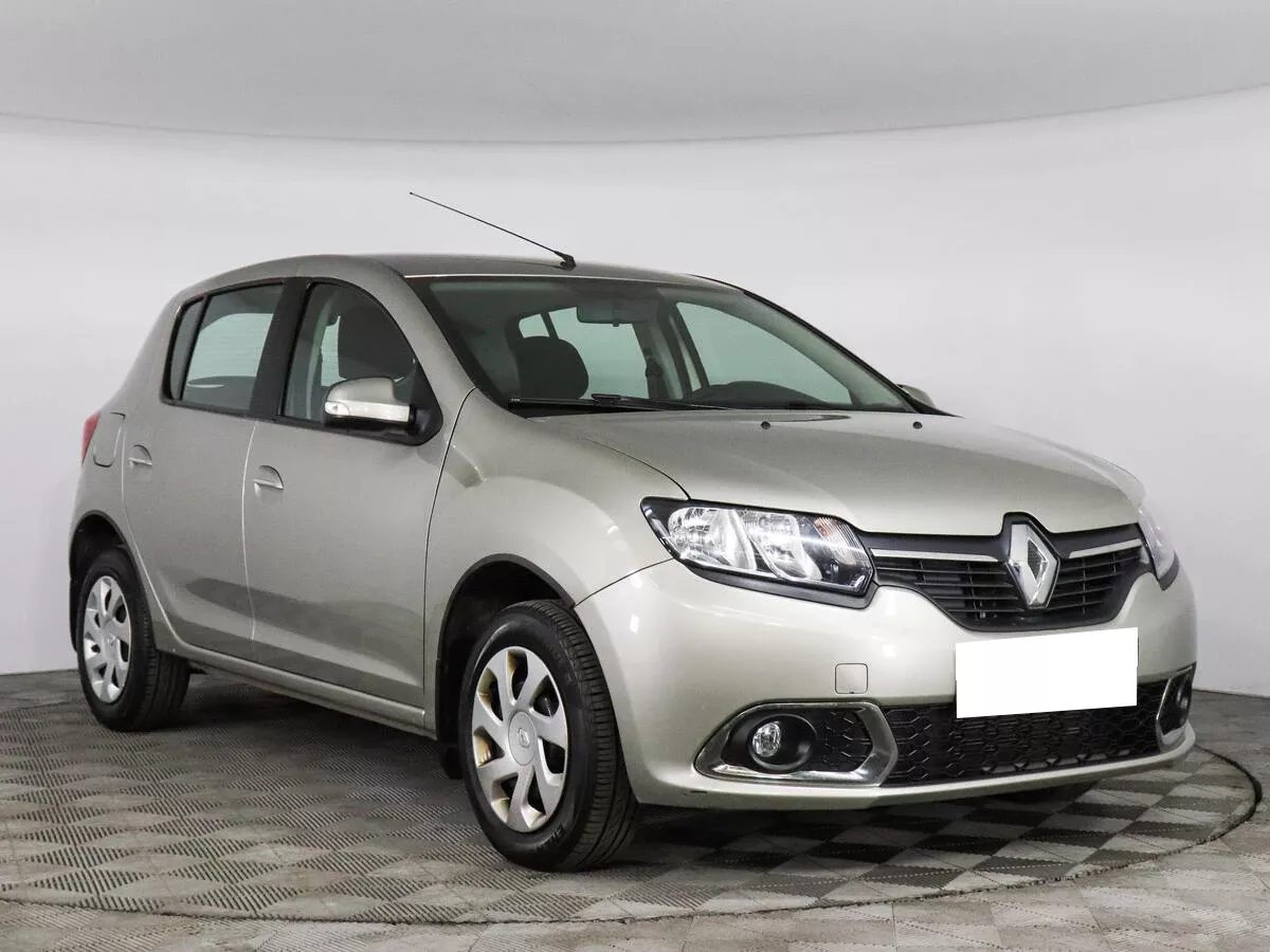 Купить Renault Sandero 2018 г.в. 34426 Автоматическая Бензин/1600 см3 за  1039200 руб. скидка 259800 руб. в Кредит от 18% годовых.